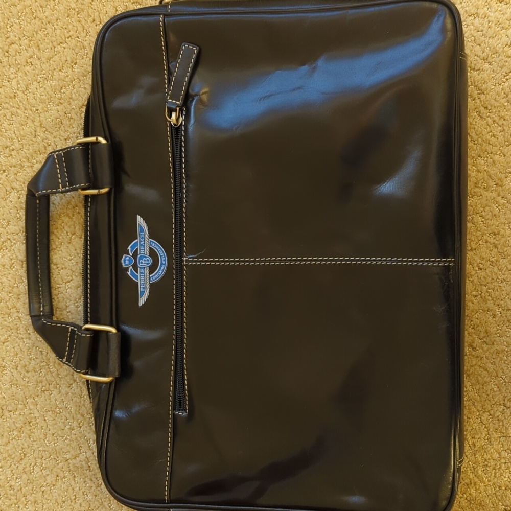 Leather messenger bag